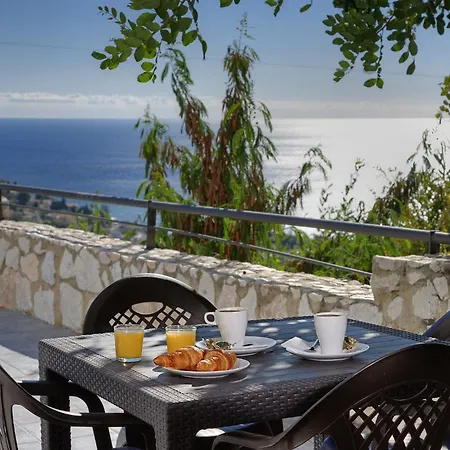 Villa Holivista
