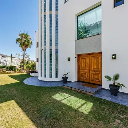 Holivista Villa
